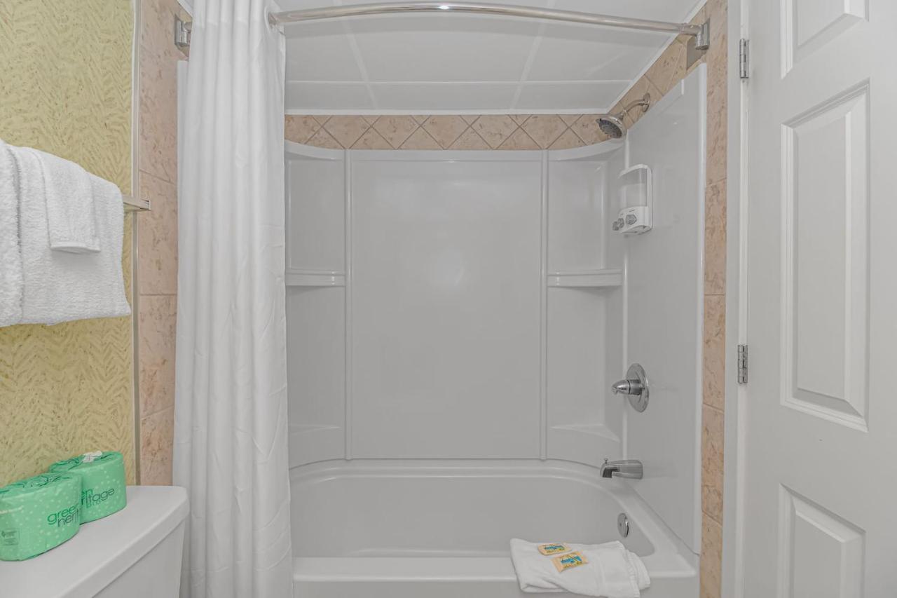 Ocean Reef Resort - Direct Oceanfront Studio - Nicely Updated! Perfect For 2-4 Guests! Unit 401 Myrtle Beach Exteriör bild