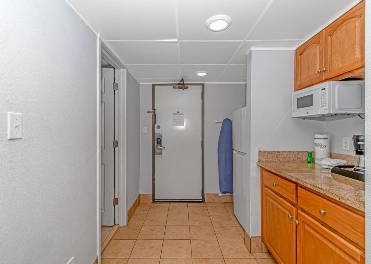Ocean Reef Resort - Direct Oceanfront Studio - Nicely Updated! Perfect For 2-4 Guests! Unit 401 Myrtle Beach Exteriör bild