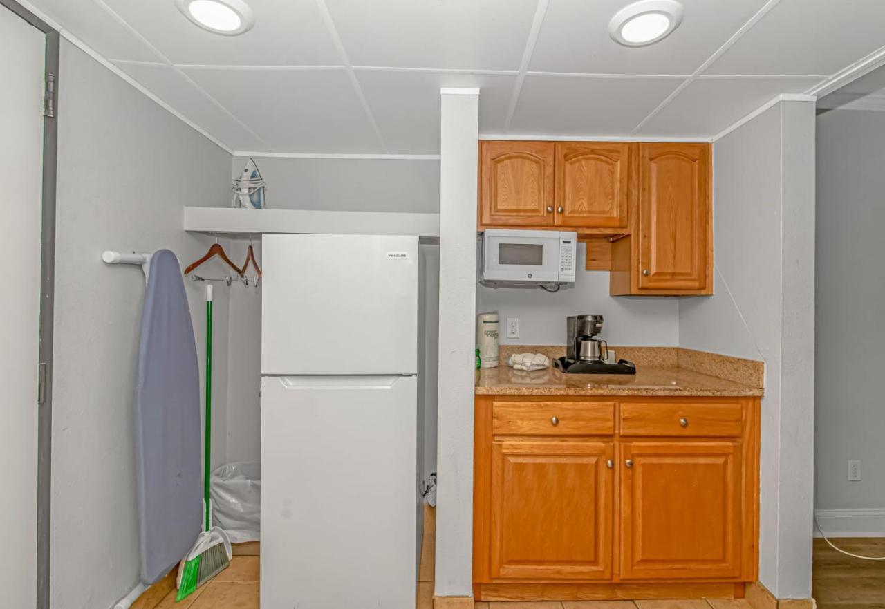 Ocean Reef Resort - Direct Oceanfront Studio - Nicely Updated! Perfect For 2-4 Guests! Unit 401 Myrtle Beach Exteriör bild